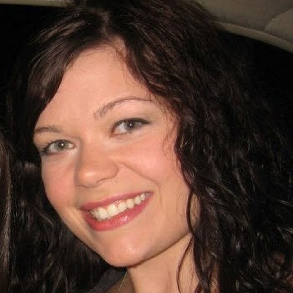 Meet your Posher, Leslie